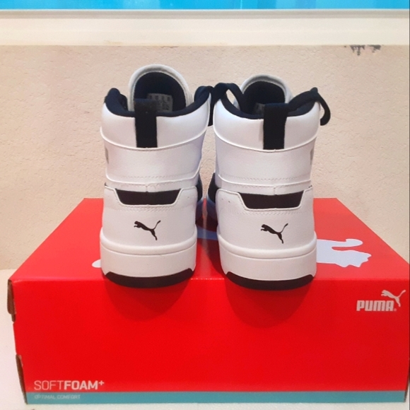 Puma - Picture 3 of 4